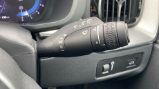 Volvo Xc60 2.0 B5P R DESIGN 5dr AWD Geartronic Petrol Estate